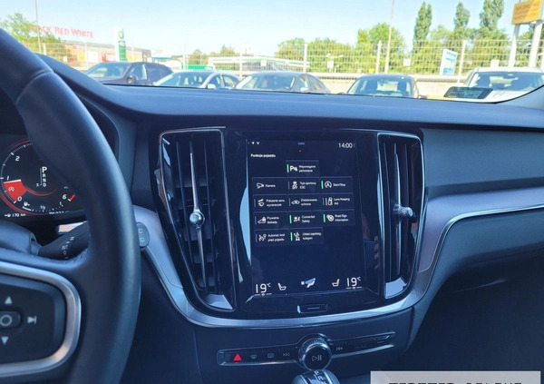Volvo V60 cena 115900 przebieg: 72124, rok produkcji 2020 z Wasilków małe 326